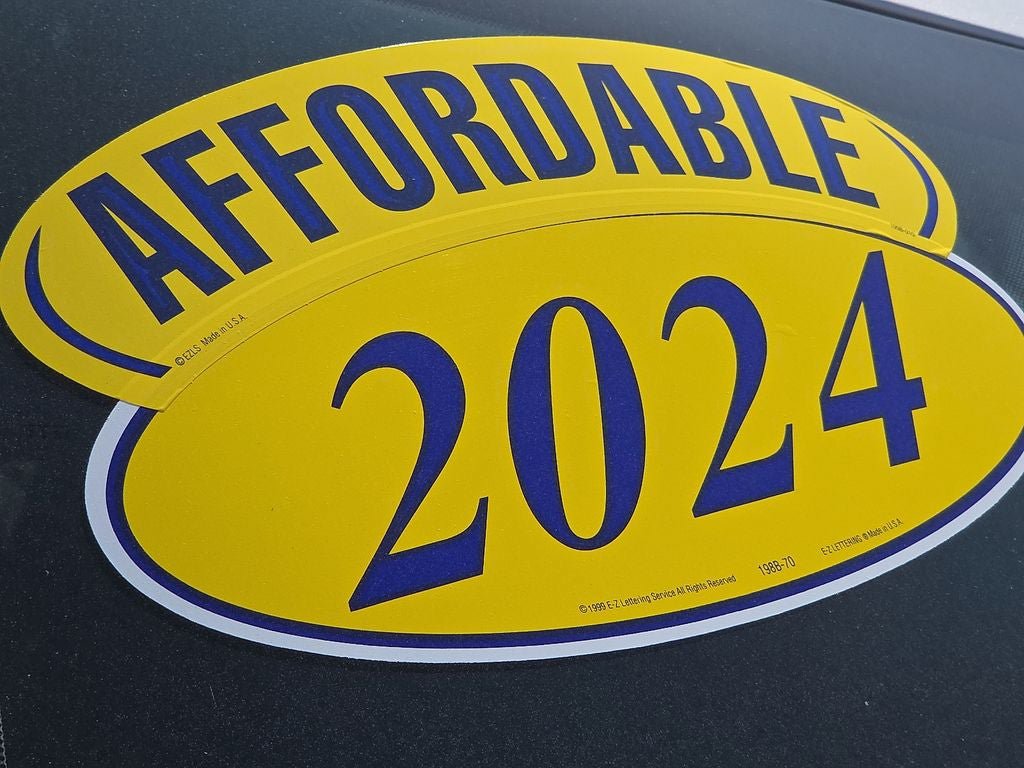 Used 2024 Nissan Rogue S AWD/4WD image 10