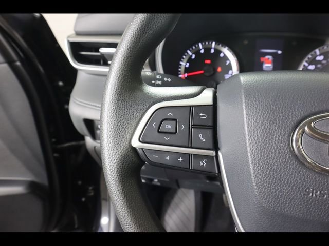 Used 2022 Toyota Highlander L image 23