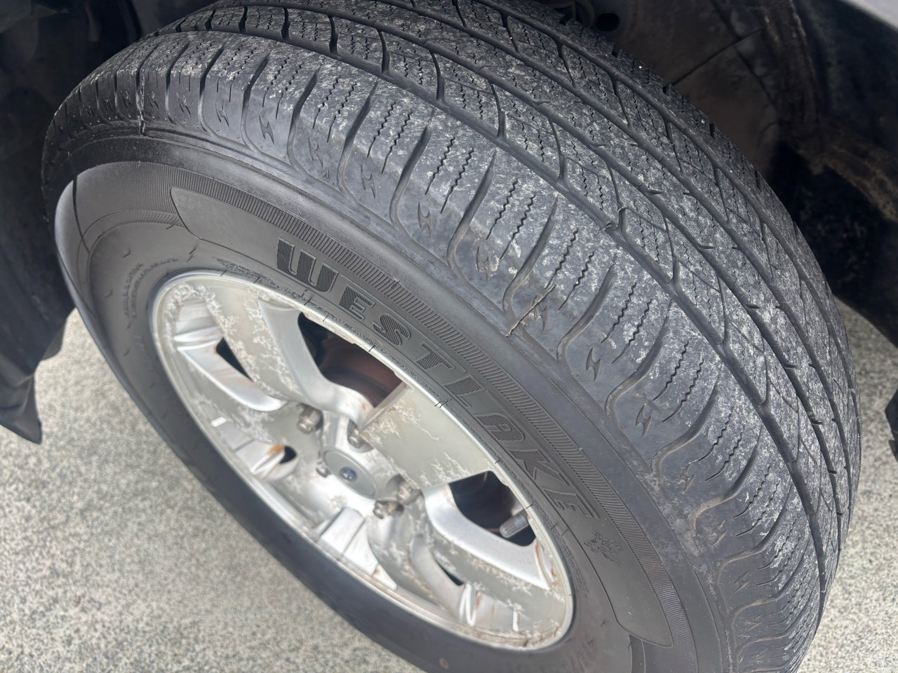 Used 2012 Ford Escape Limited image 13