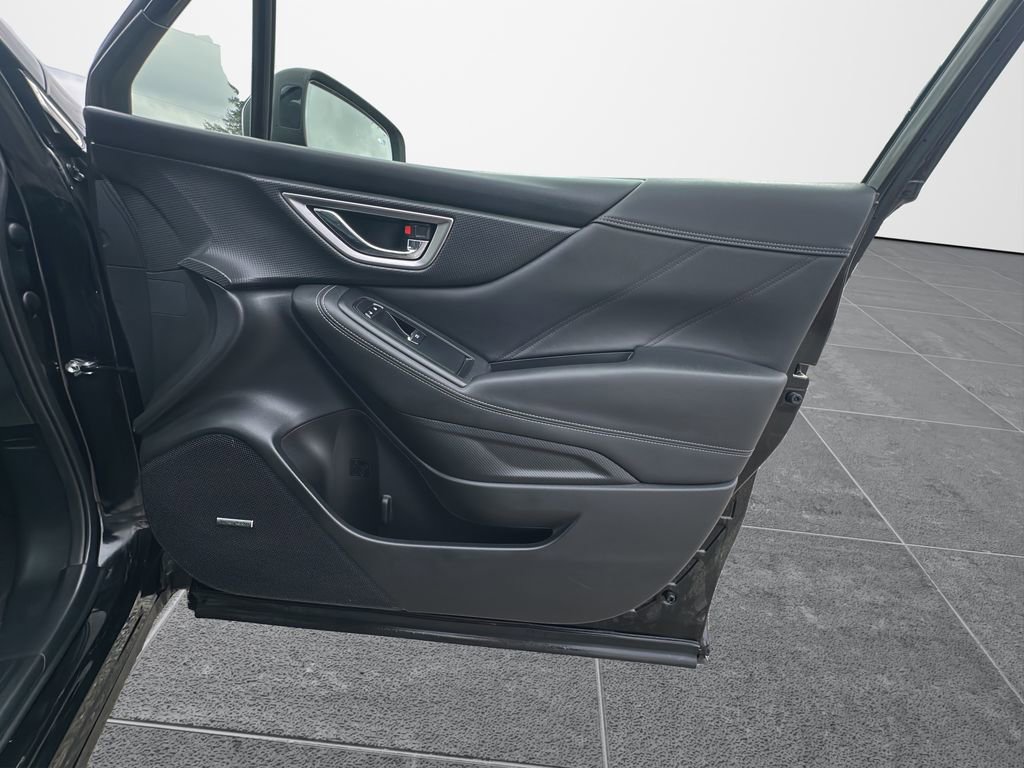 Used 2024 Subaru Forester Touring w/ Pop Package 2 image 17