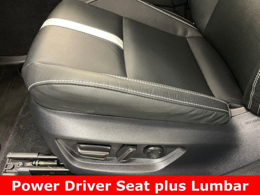 Used 2025 Toyota Camry SE image 8