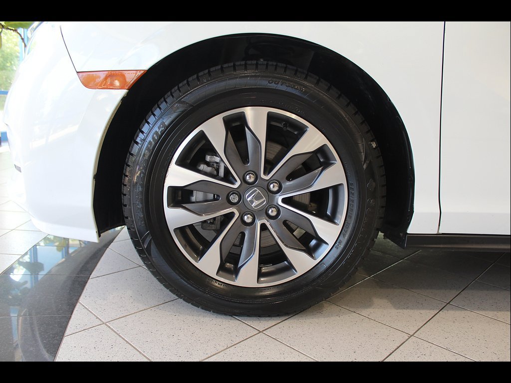 Certified 2024 Honda Odyssey EX-L image 9