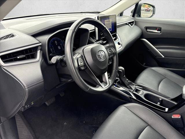 Certified 2025 Toyota Corolla Cross XLE FWD image 10