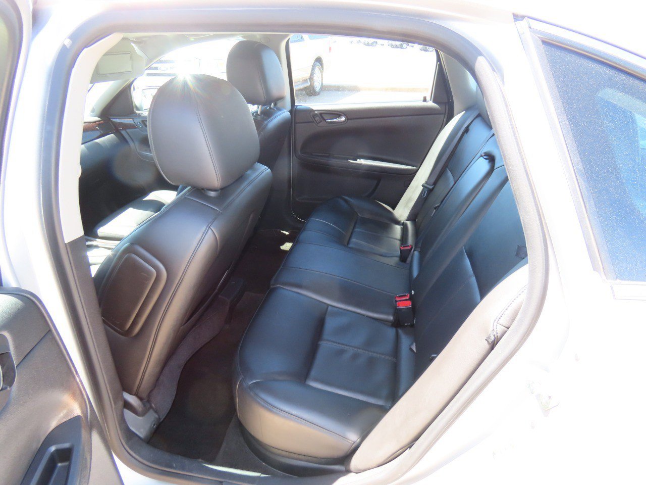 Used 2016 Chevrolet Impala LTZ image 19