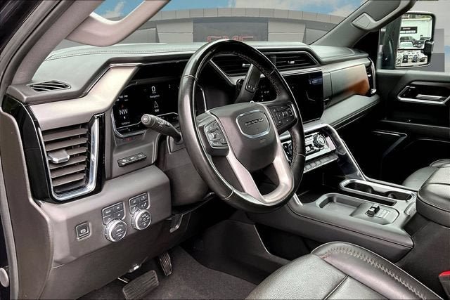 Certified 2025 GMC Sierra 3500 Denali w/ Denali Reserve Package AWD/4WD image 12