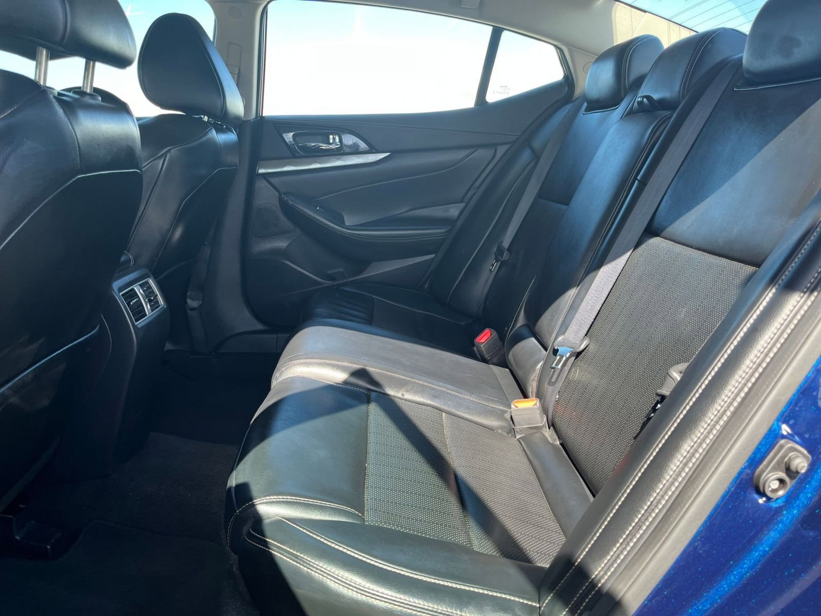 Used 2023 Nissan Maxima SV w/ Floor Mat Group image 28