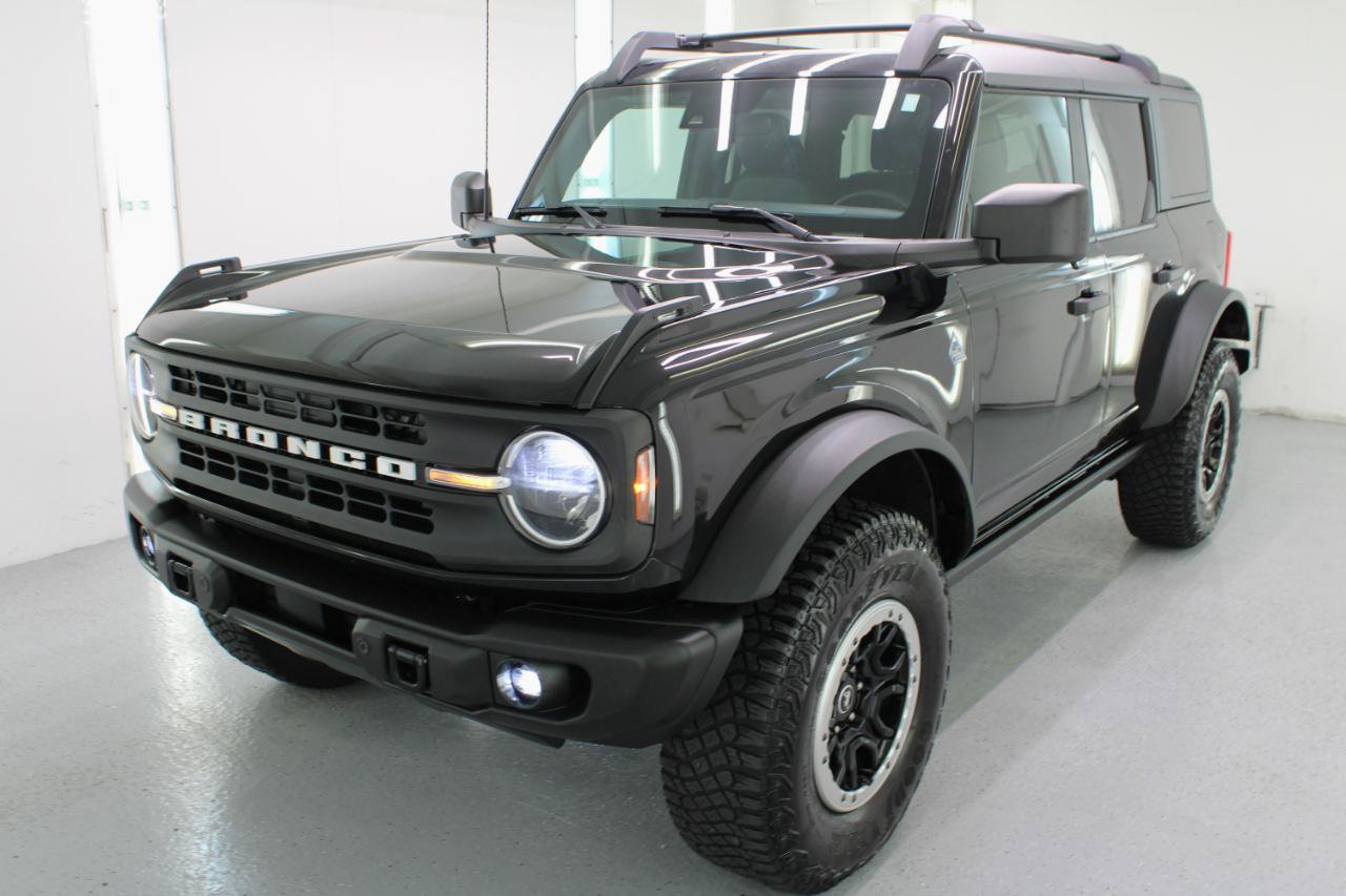 Used 2022 Ford Bronco Black Diamond w/ Sasquatch Package AWD/4WD image 4