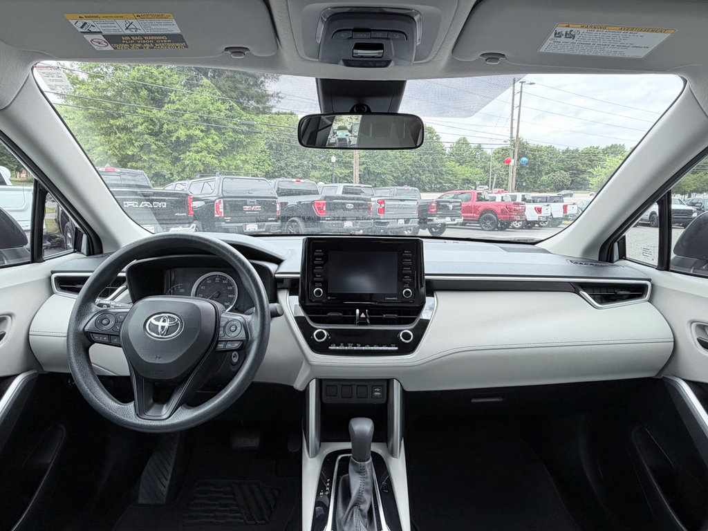 Used 2022 Toyota Corolla Cross L FWD image 10