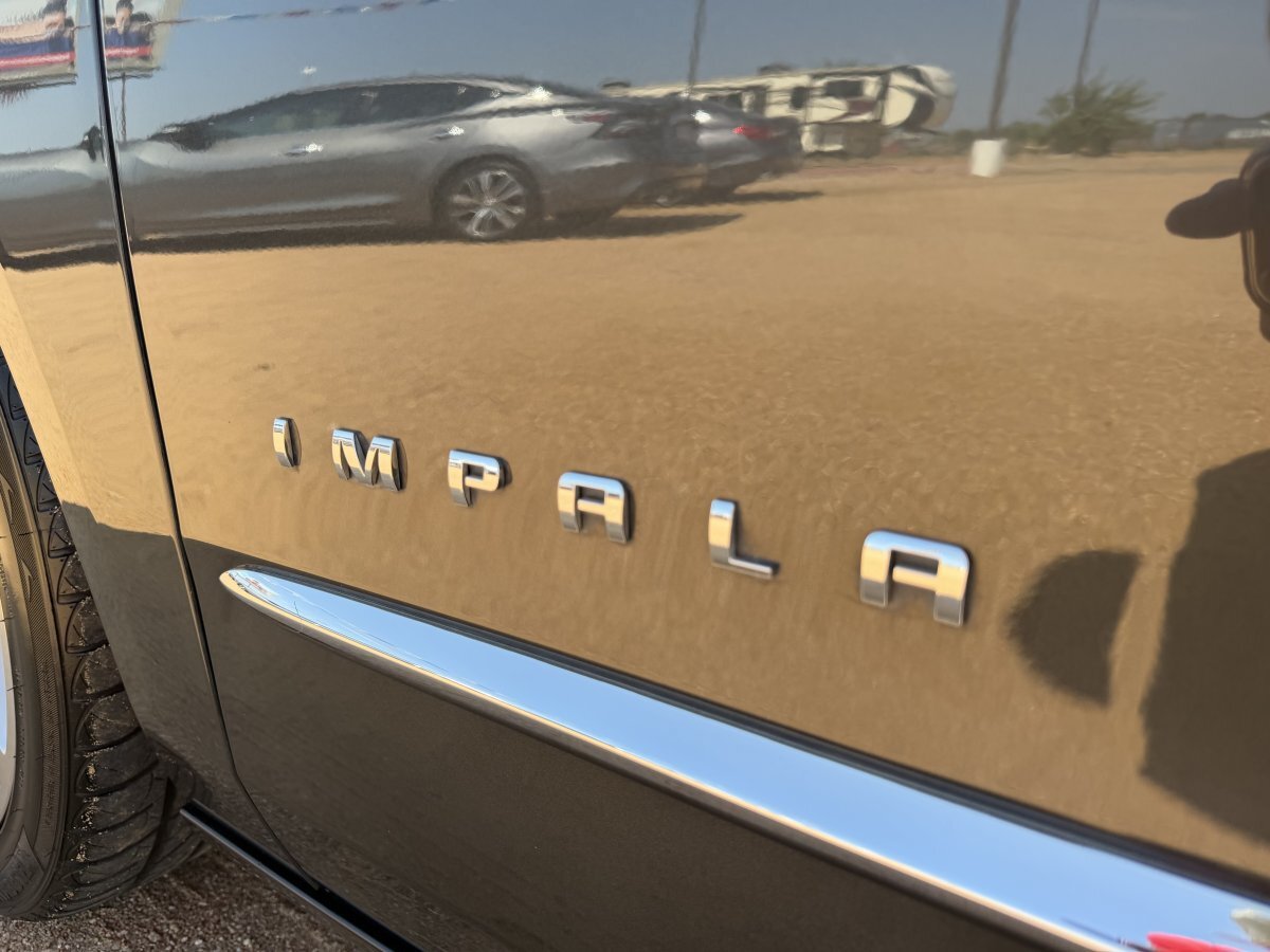 Used 2015 Chevrolet Impala LTZ FWD image 7