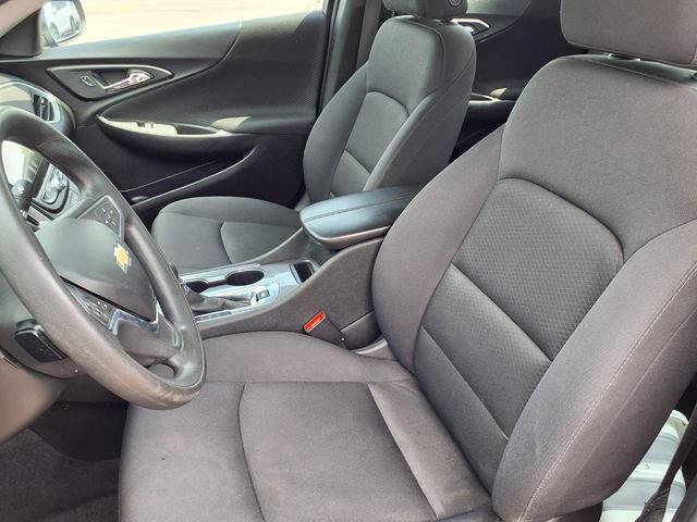 Used 2024 Chevrolet Malibu LT FWD image 3
