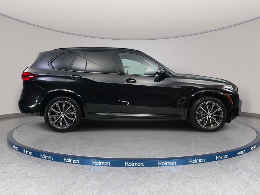 New 2026 BMW X5 xDrive40i w/ M Sport Package image 4