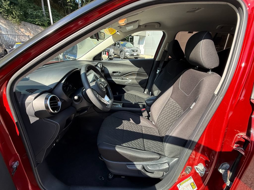 Used 2021 Nissan Kicks SV FWD image 18