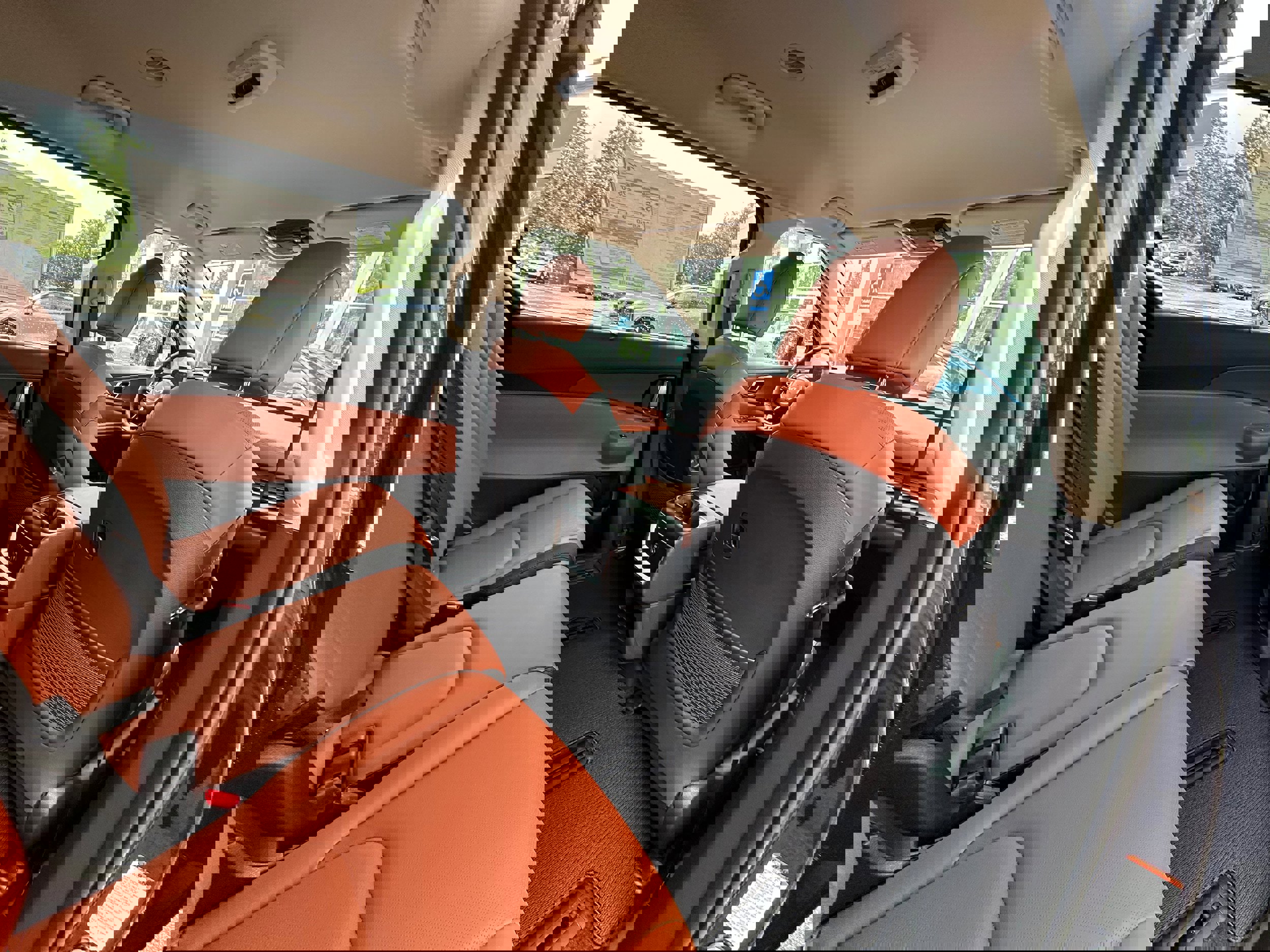 New 2026 Kia Carnival EX image 22