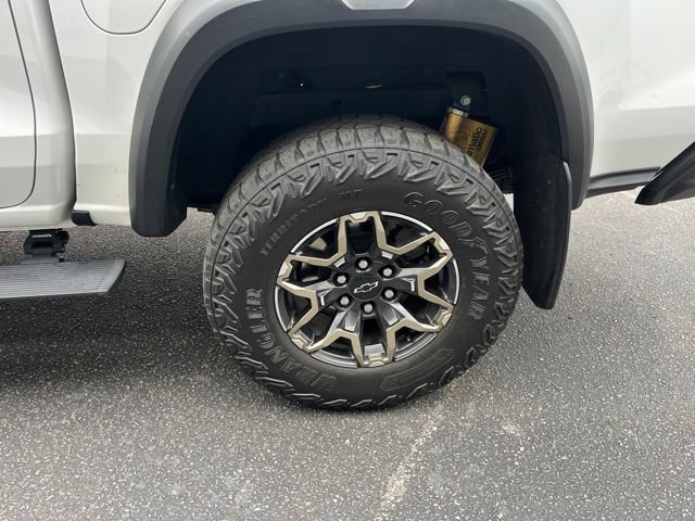 Used 2023 Chevrolet Colorado ZR2 w/ ZR2 Convenience Package III AWD/4WD image 34
