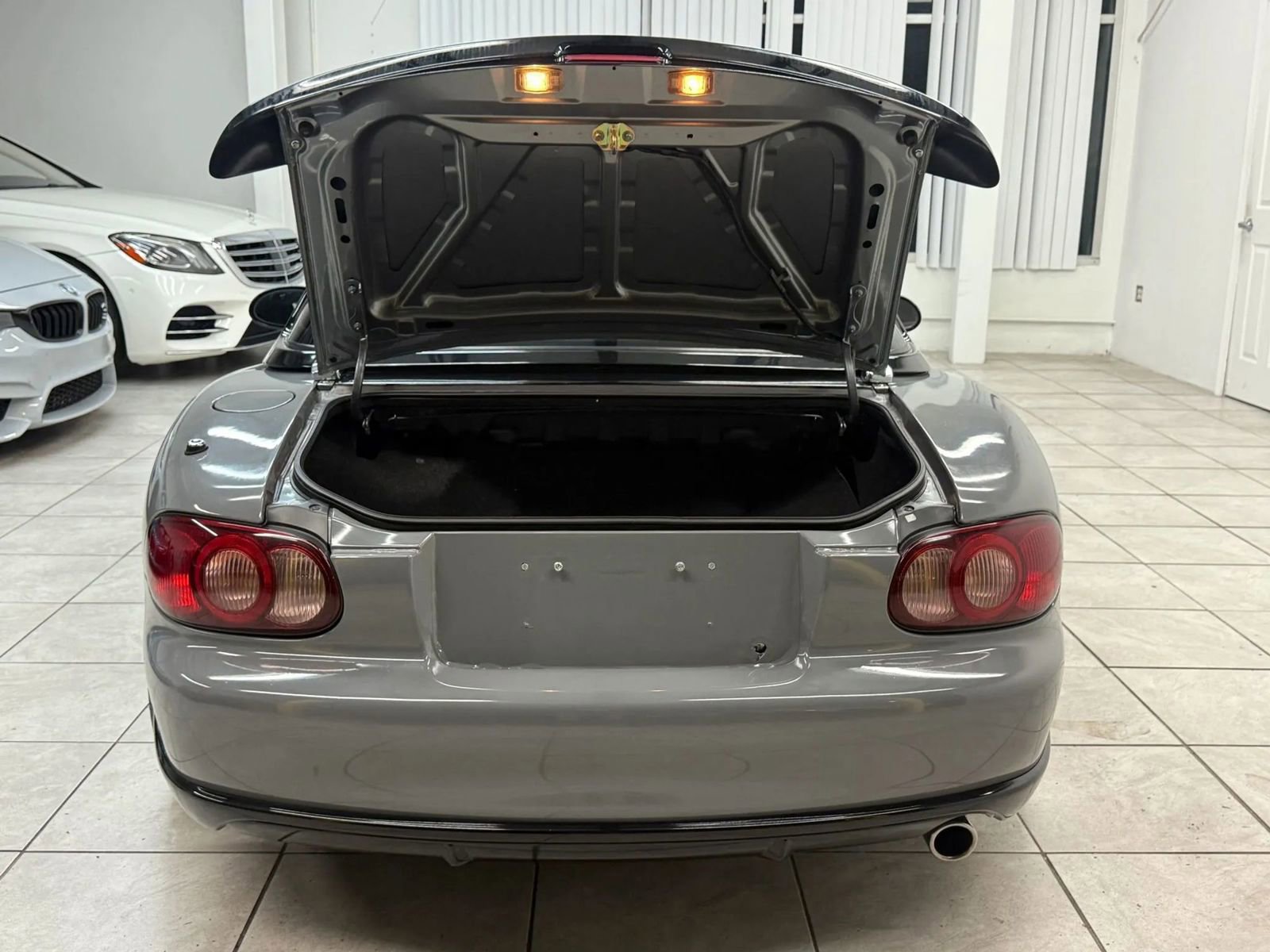 Used 2004 MAZDA MX-5 Miata MAZDASPEED image 11