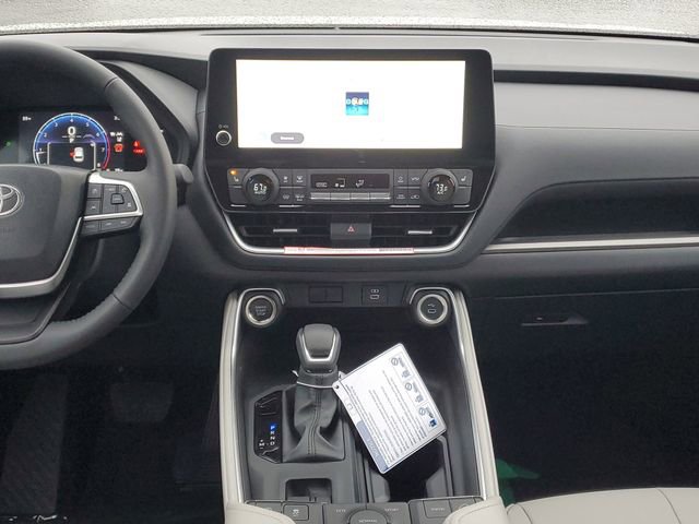 New 2026 Toyota Grand Highlander XLE image 26