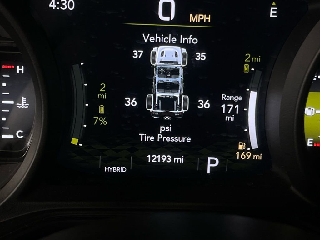 Used 2025 Jeep Wrangler Unlimited Rubicon 4xe w/ Convenience Group image 17