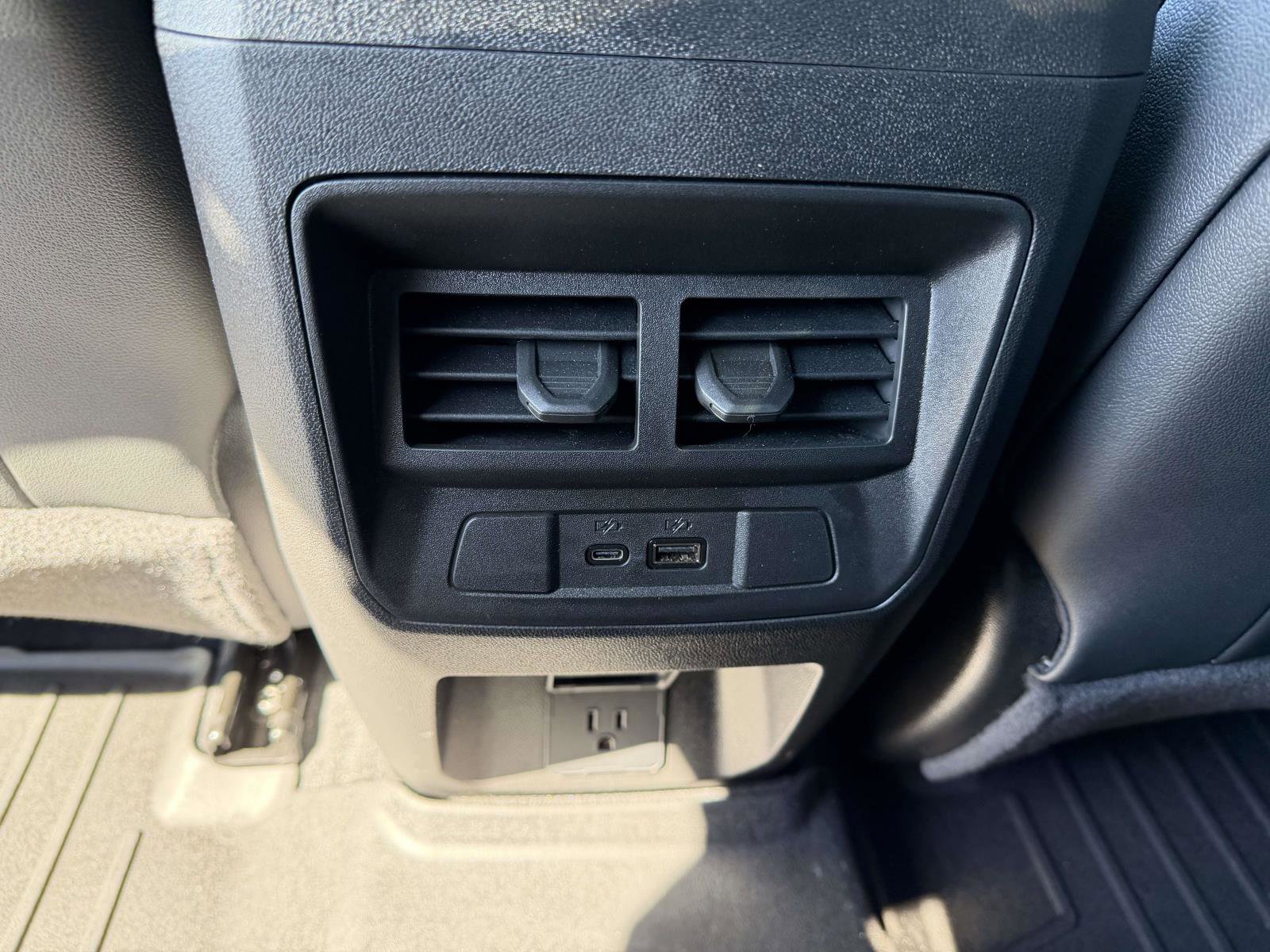 Certified 2024 Chevrolet Colorado Z71 w/ Z71 Convenience Package 2 image 16