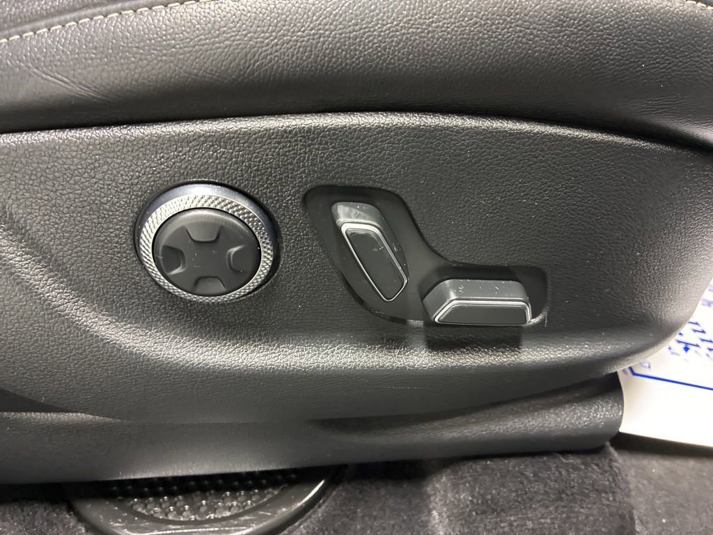 Used 2024 Genesis GV80 2.5T image 28