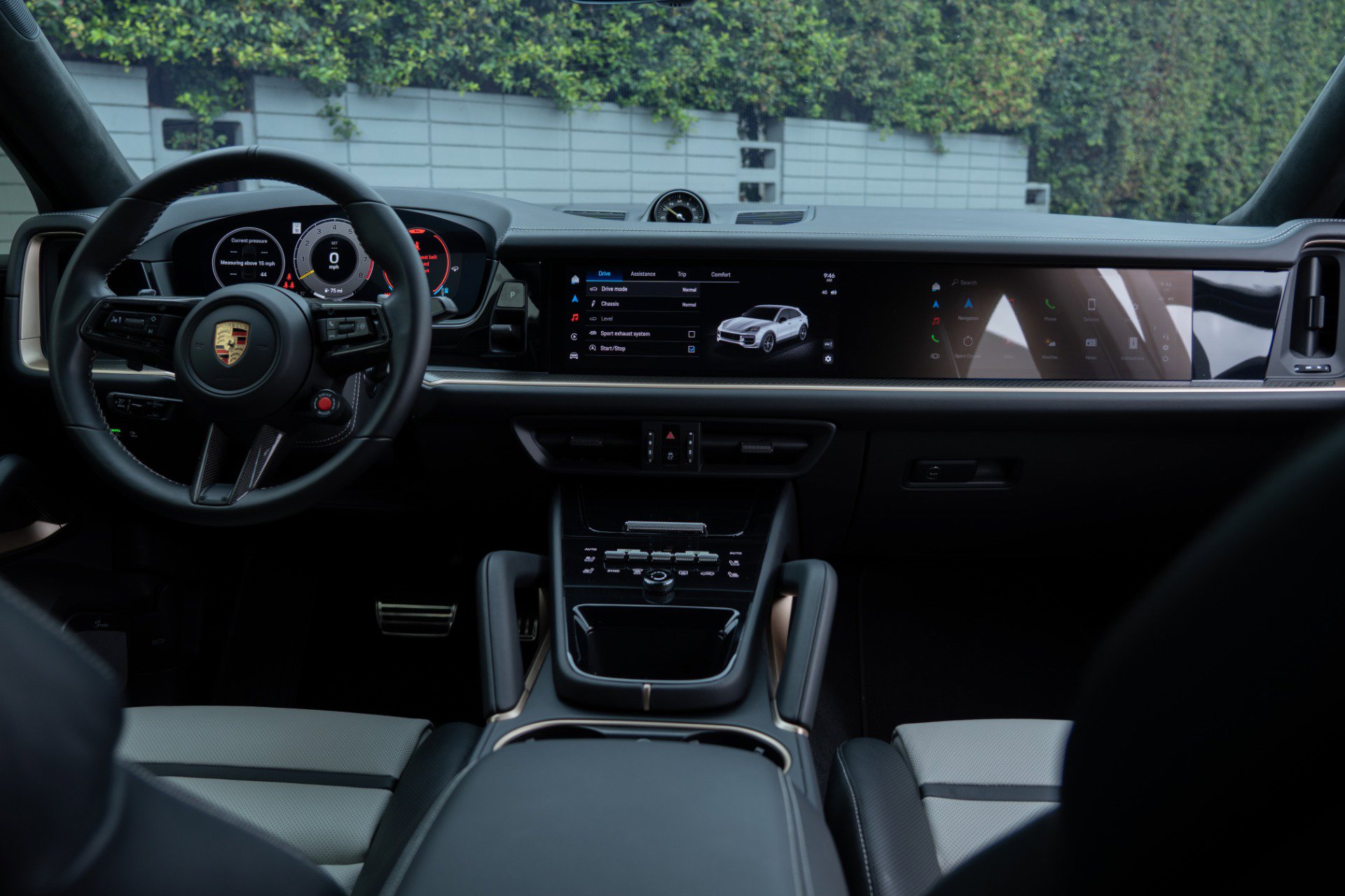 Used 2024 Porsche Cayenne Turbo GT image 7