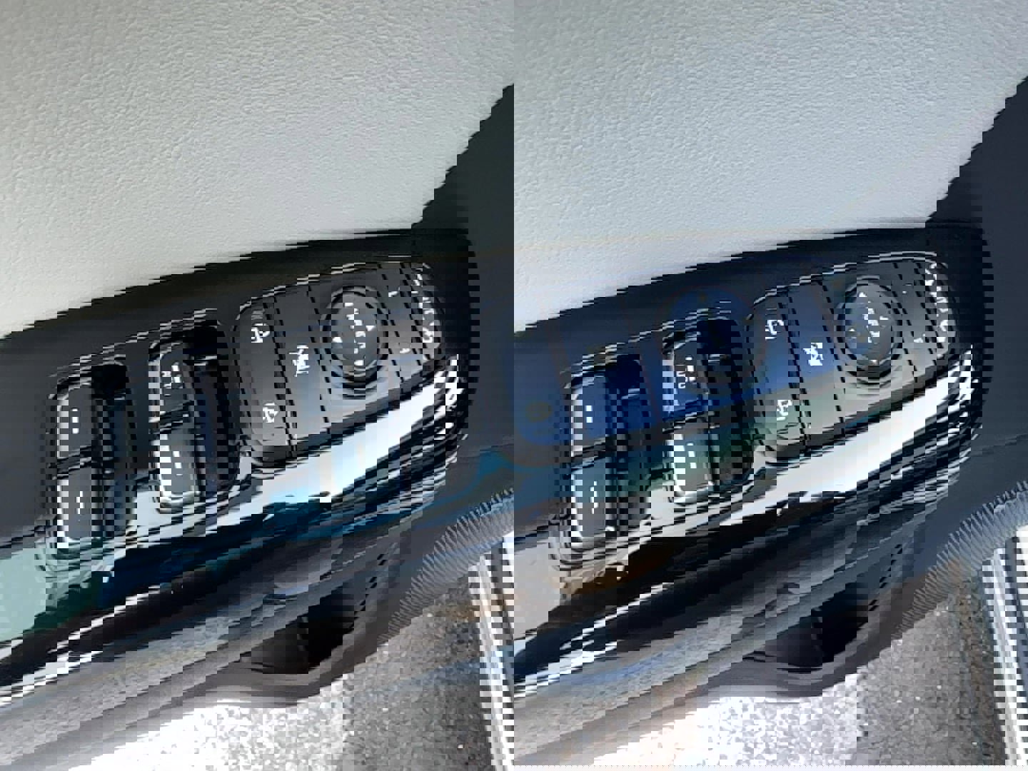 Used 2017 Kia Sportage SX image 17