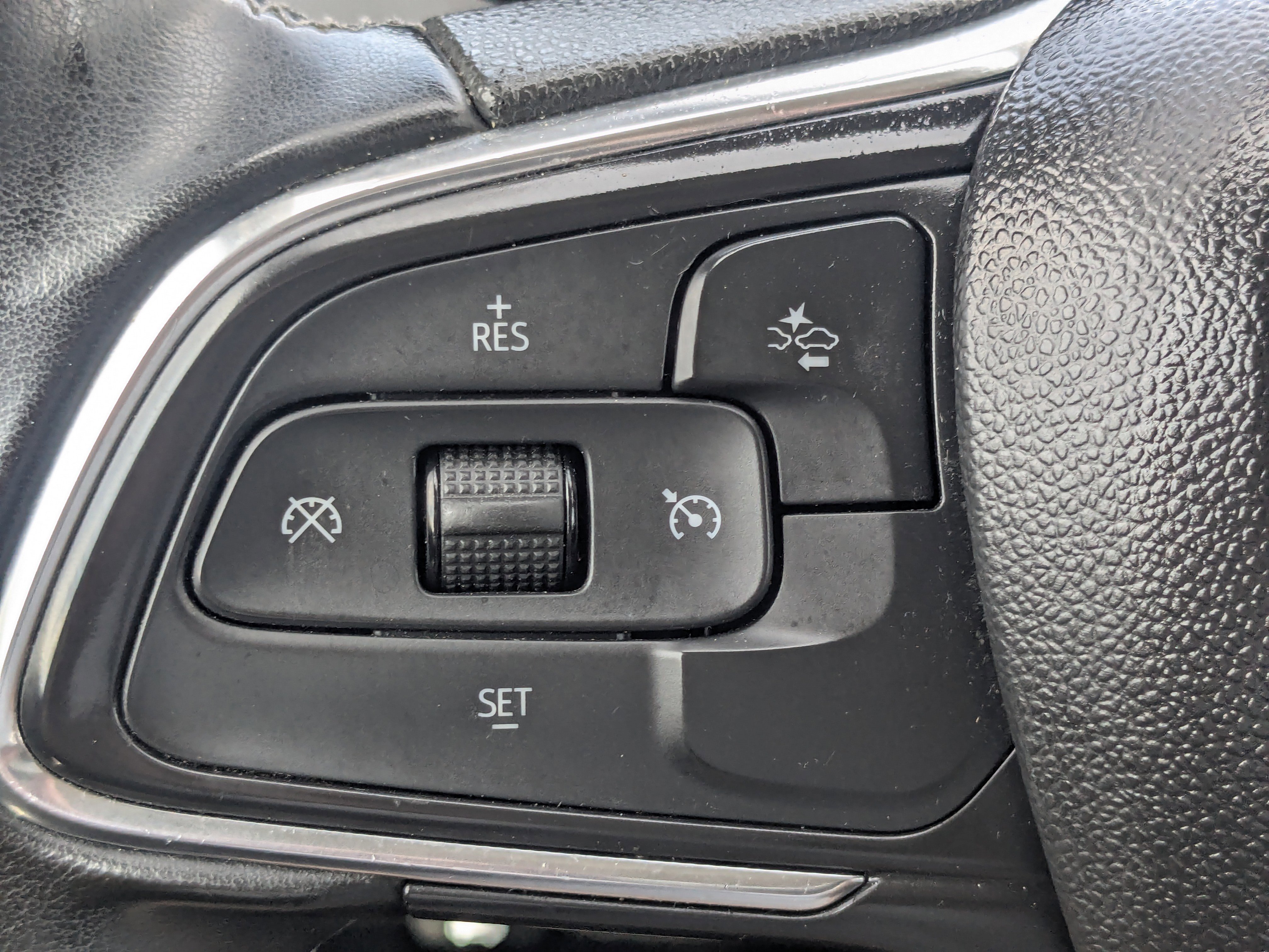 Used 2024 Buick Encore GX Preferred FWD image 29