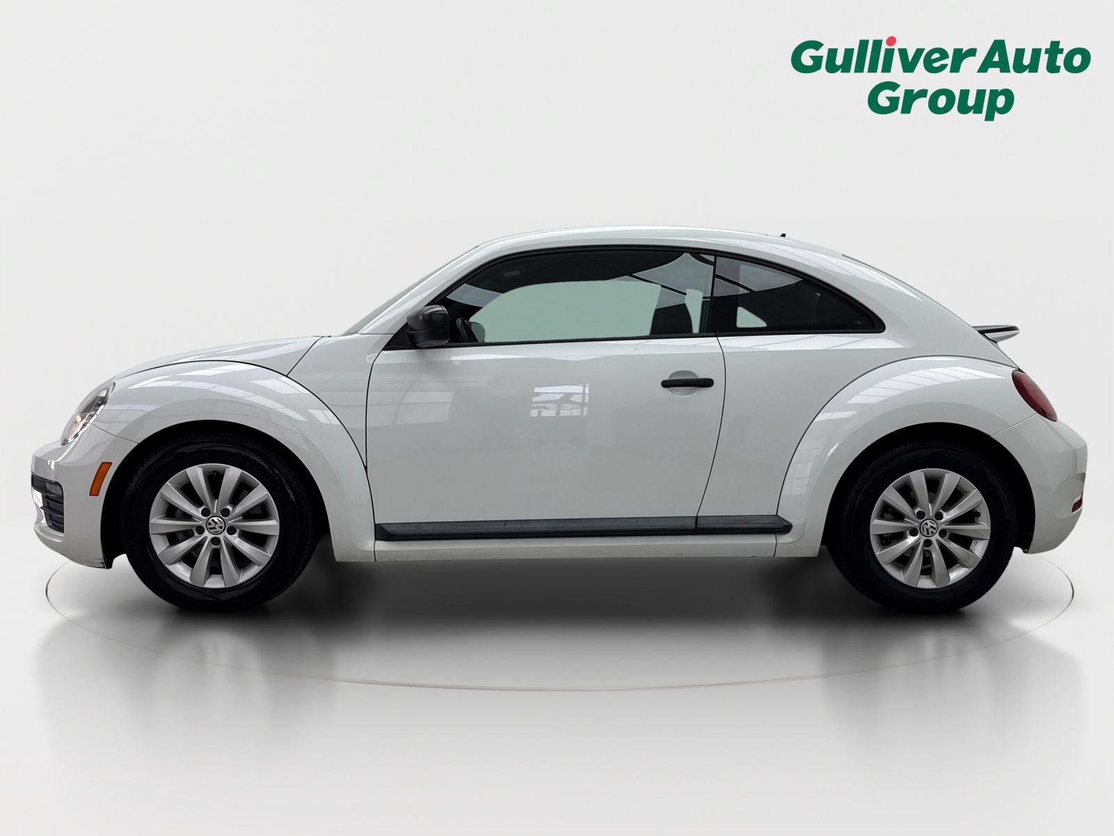 Used 2018 Volkswagen Beetle 2.0T S FWD image 3