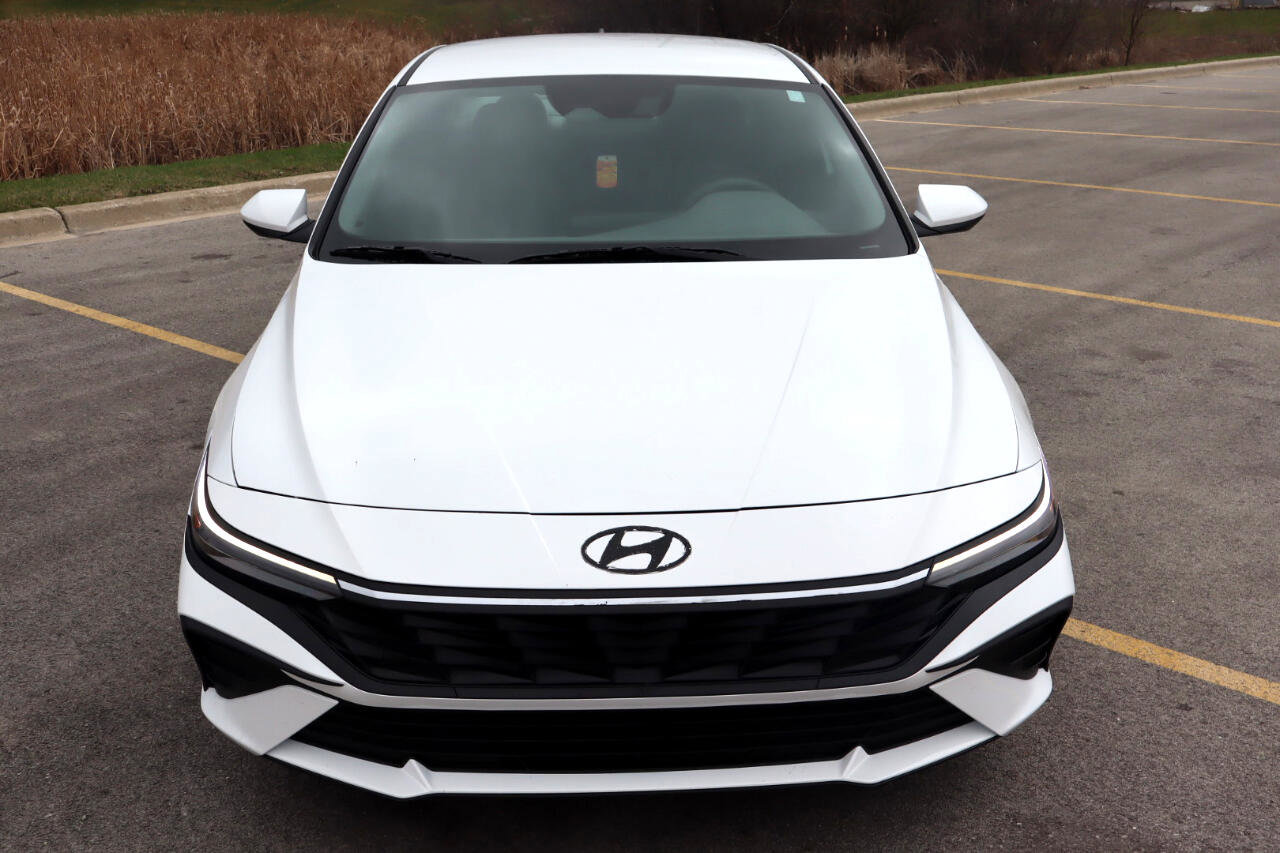 Used 2024 Hyundai Elantra SEL image 10