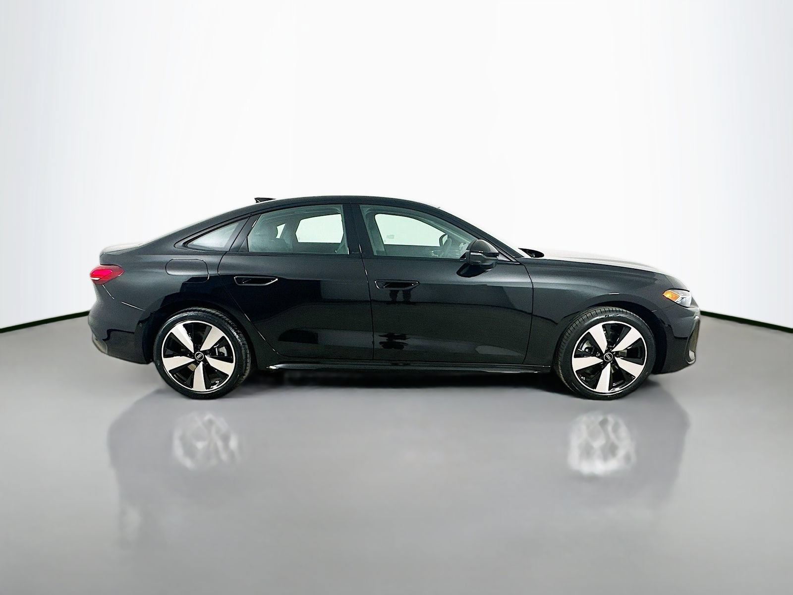 New 2026 Audi A5 2.0T Premium Plus AWD/4WD image 4