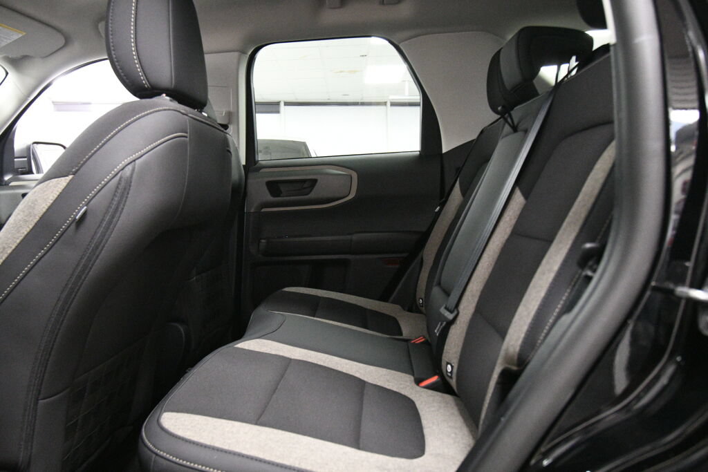 Used 2025 Ford Bronco Sport Big Bend AWD/4WD image 19
