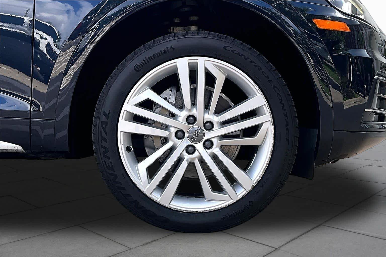 Used 2019 Audi Q5 2.0T Premium Plus w/ Premium Plus Package AWD/4WD image 10