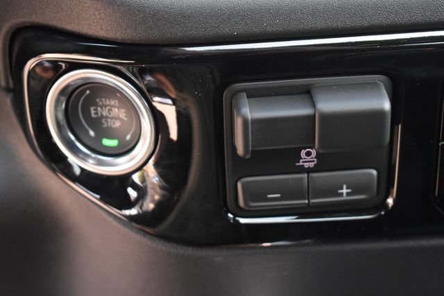New 2026 Chevrolet Silverado 1500 RST w/ Redline Edition AWD/4WD image 33