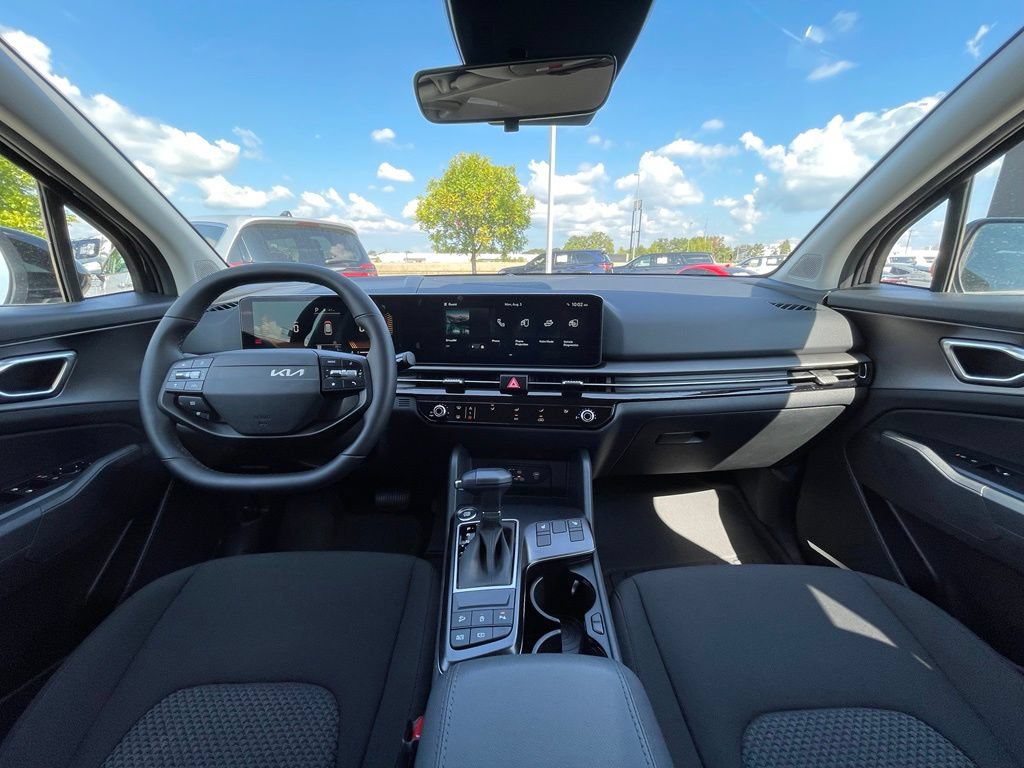 New 2026 Kia Sportage LX w/ LX Convenience Package FWD image 28