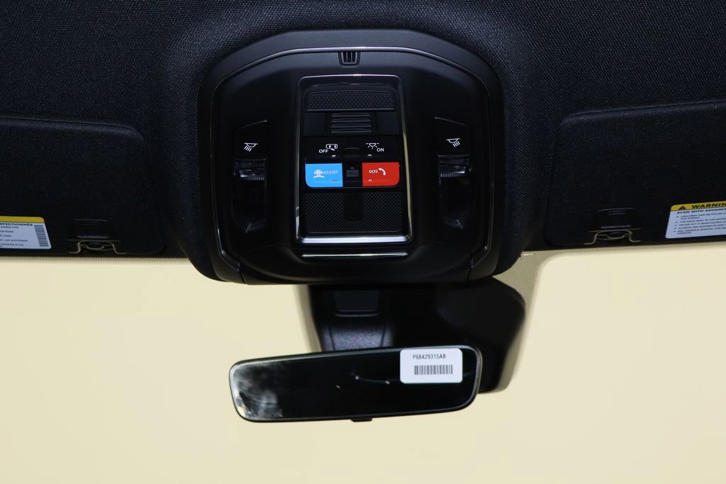 New 2026 Jeep Grand Cherokee L Laredo image 27