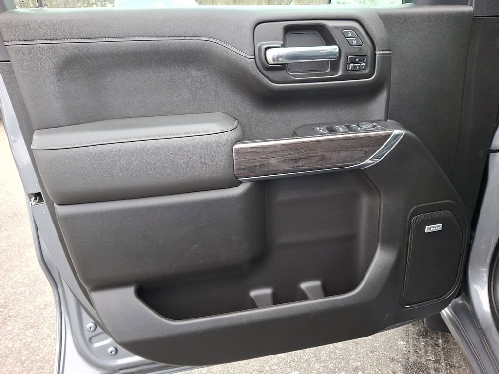 Used 2022 Chevrolet Silverado 1500 LTZ w/ LTZ Premium Package image 12