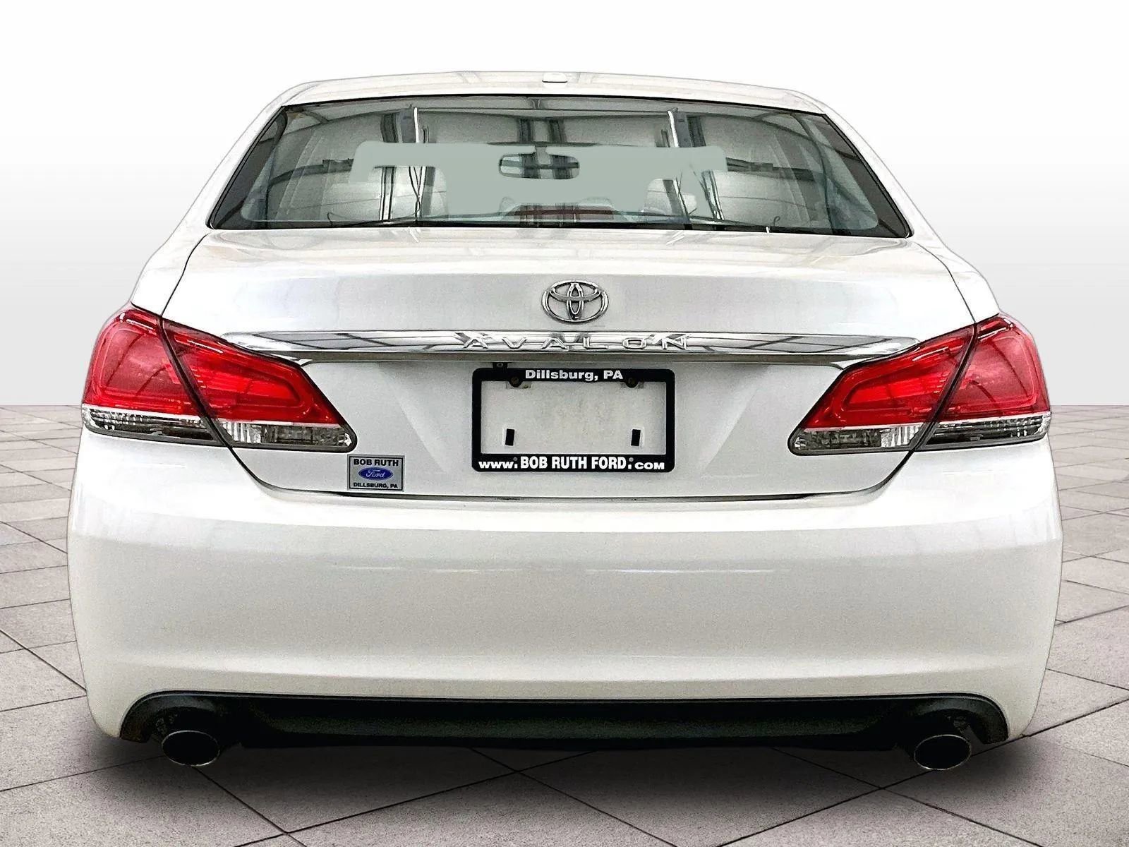 Used 2012 Toyota Avalon FWD image 5