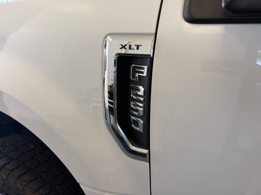 Used 2018 Ford F250 XLT AWD/4WD image 5