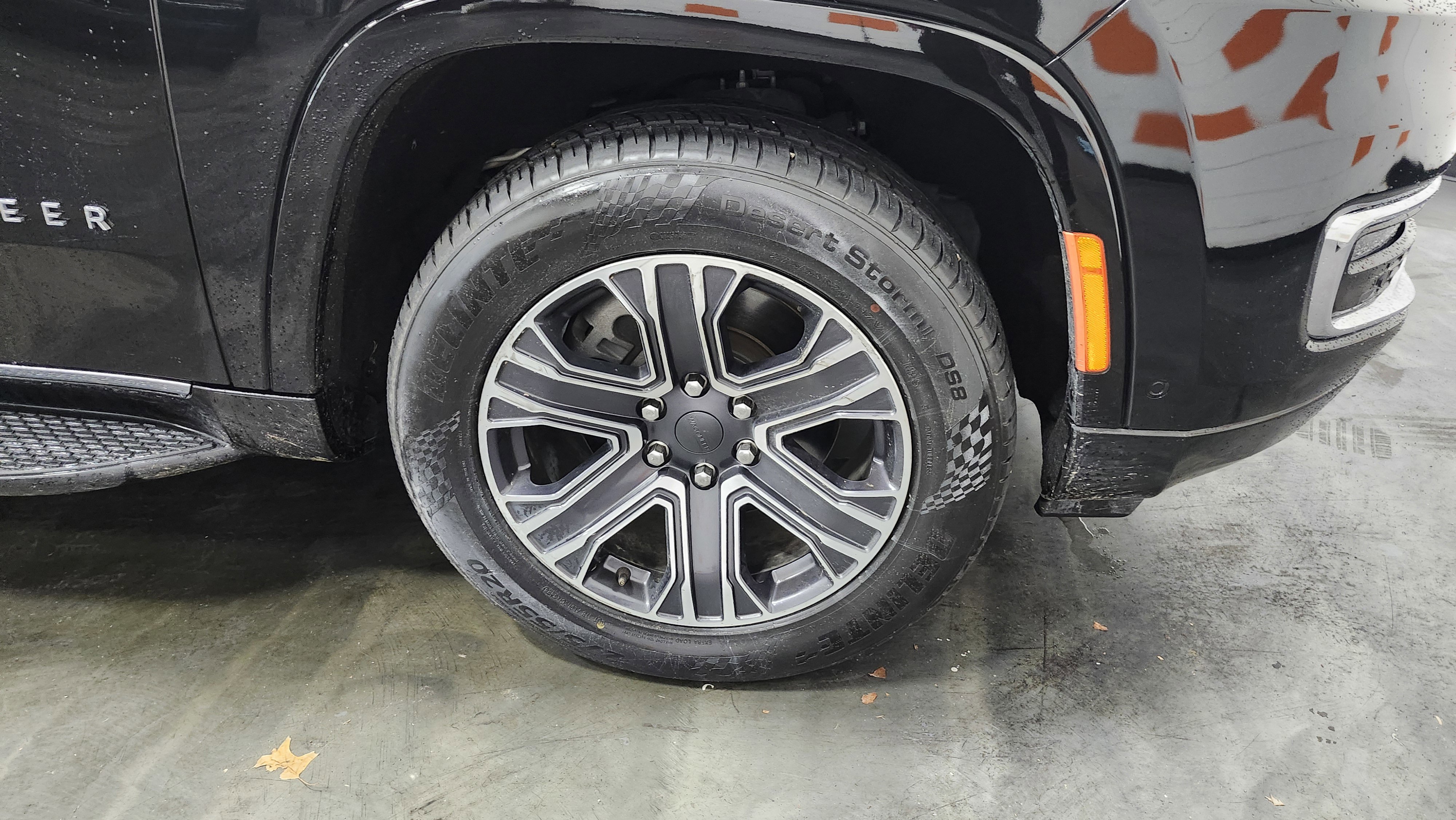 Used 2023 Jeep Wagoneer Series II image 14