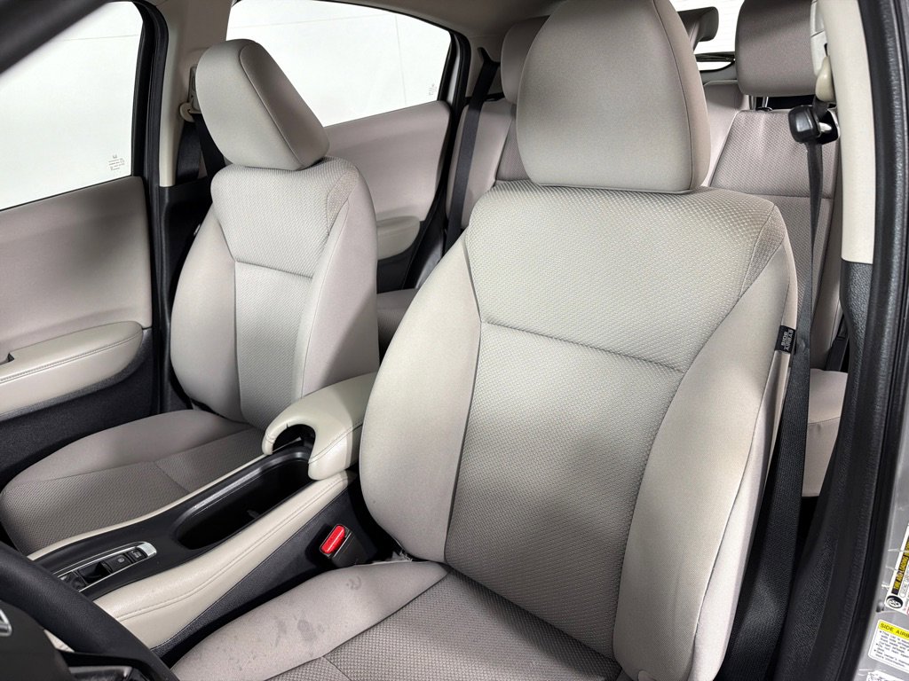 Used 2016 Honda HR-V LX image 12