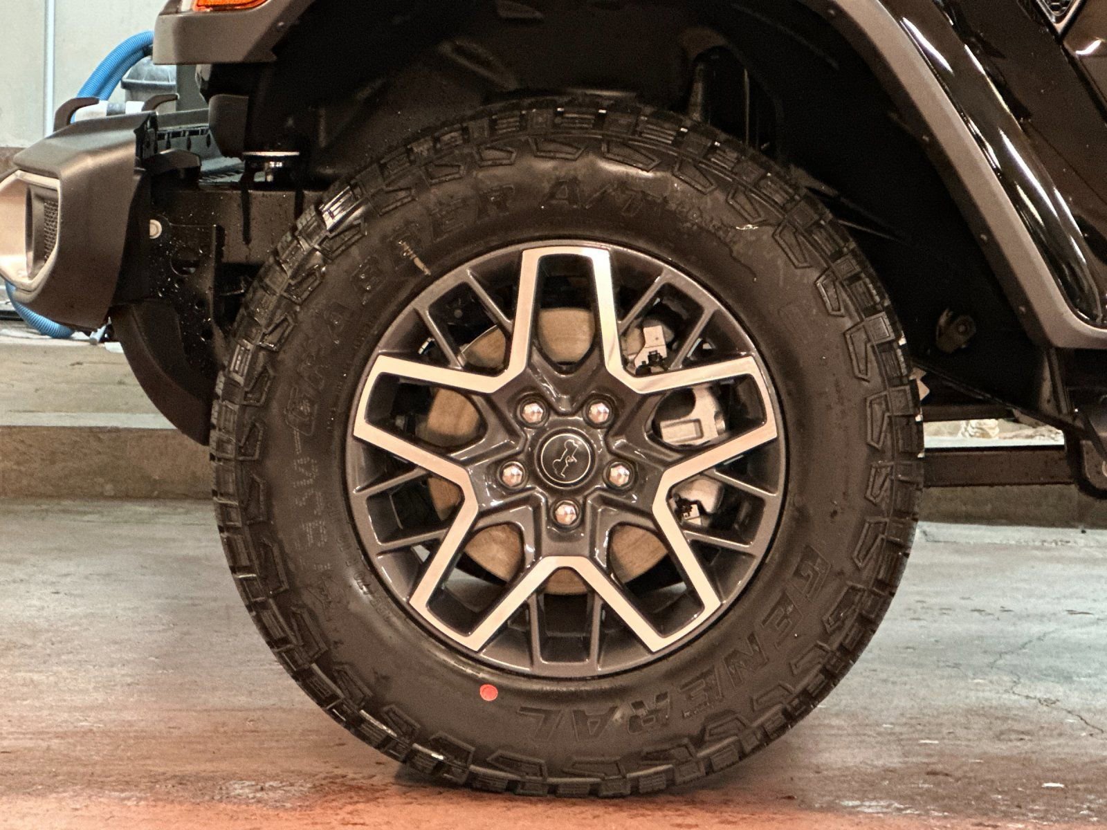 New 2025 Jeep Wrangler Sahara w/ Safety Group AWD/4WD image 25