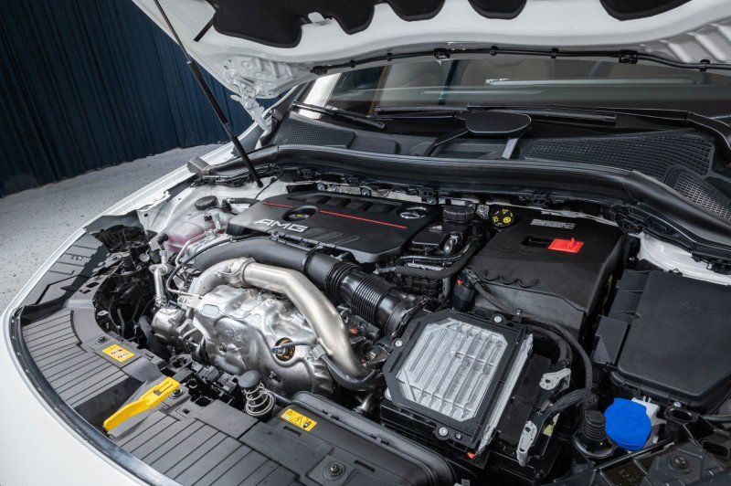 New 2025 Mercedes-Benz GLA 35 AMG 4MATIC image 32