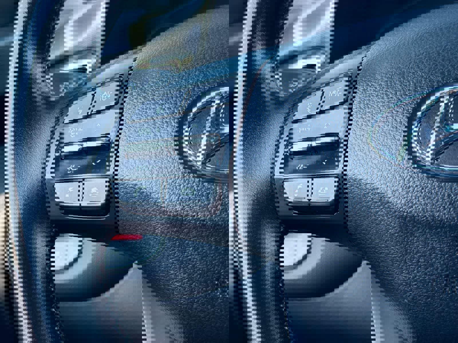 Used 2019 Hyundai Veloster 2.0 Premium image 24