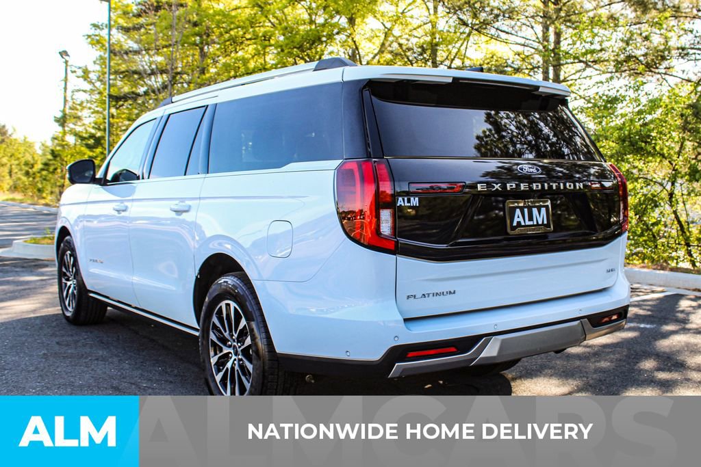 Used 2025 Ford Expedition Max Platinum AWD/4WD image 5