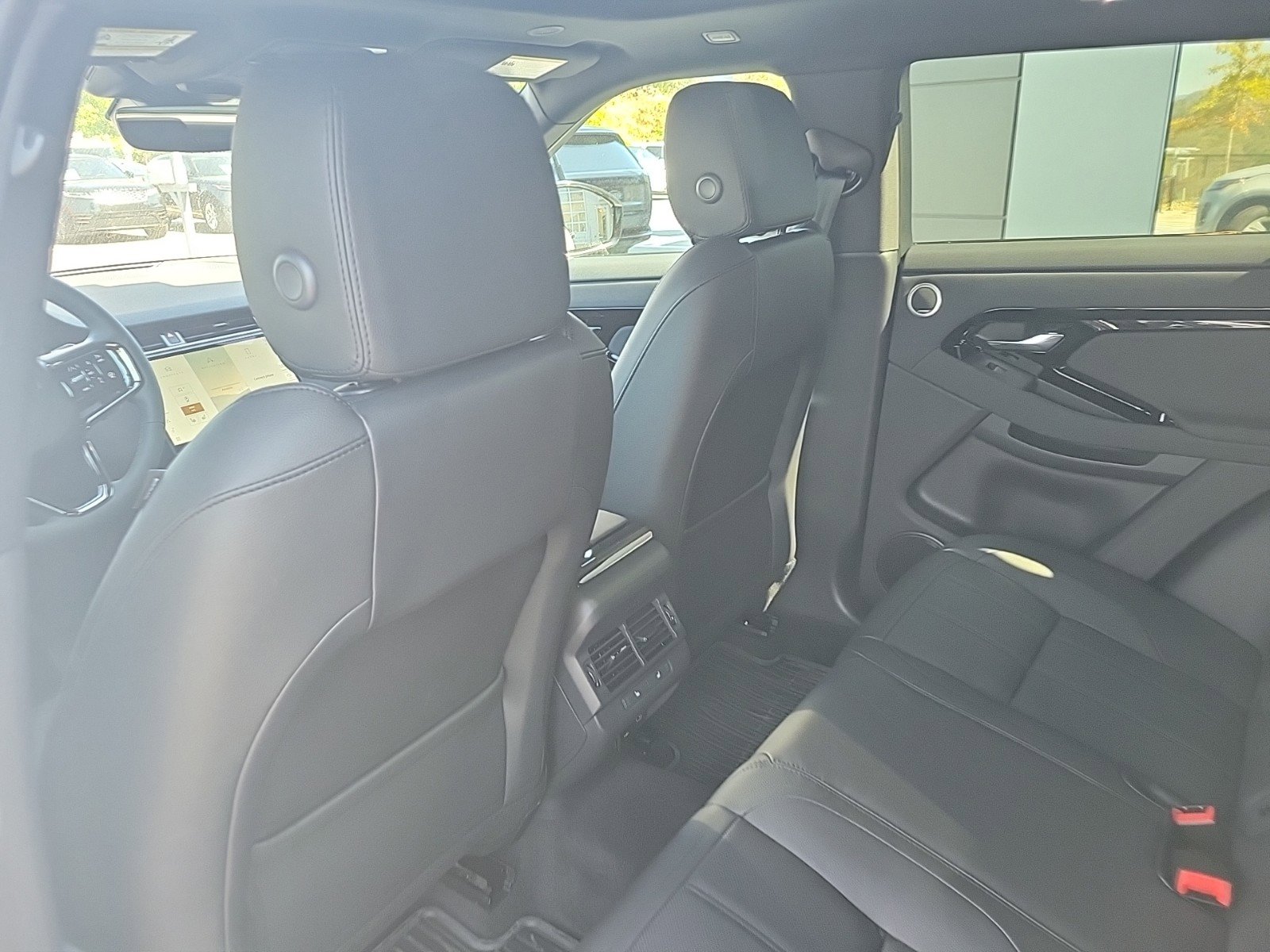 Certified 2025 Land Rover Range Rover Evoque S AWD/4WD image 18