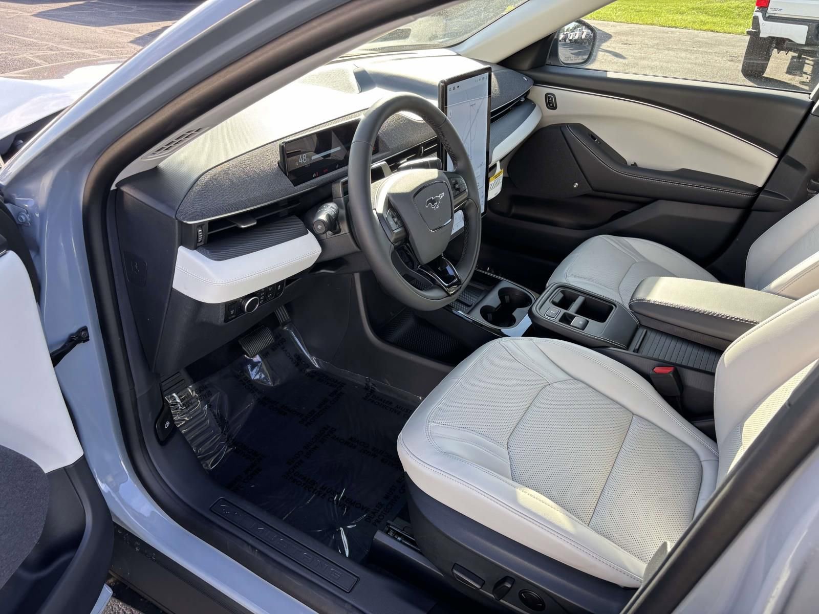 New 2025 Ford Mustang Mach-E Premium image 25