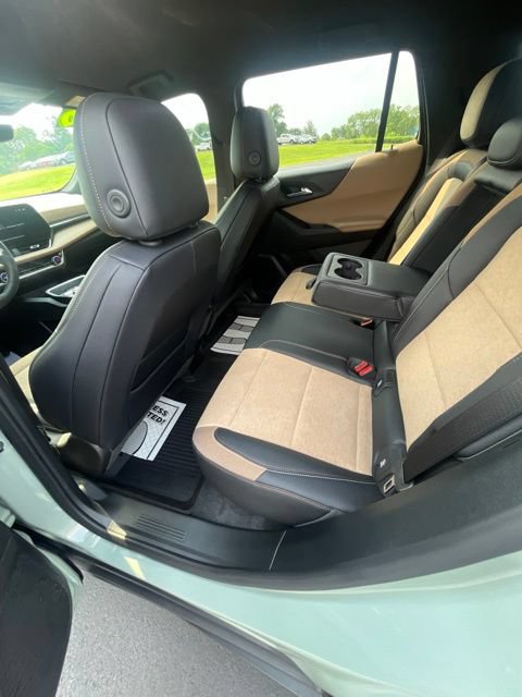 Used 2026 Chevrolet Equinox ACTIV w/ Safety and Technology Package AWD/4WD image 31