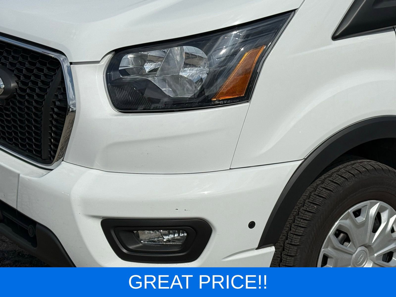 Used 2024 Ford Transit 350 XLT image 13