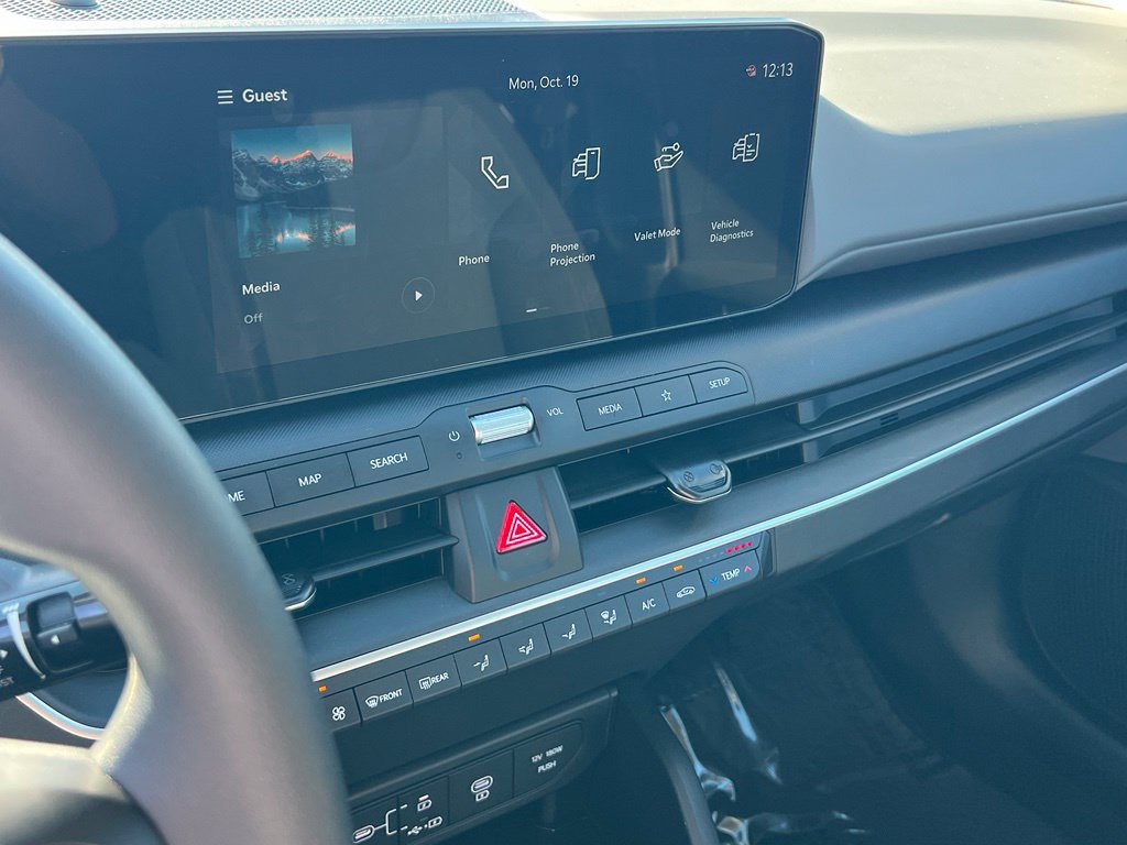 Certified 2025 Kia K4 FWD image 18