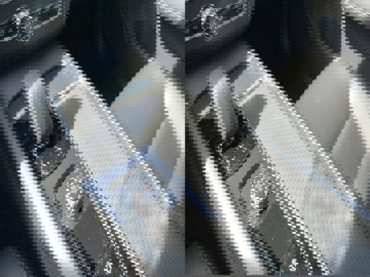 Used 2025 Volvo XC60 B5 Core image 20