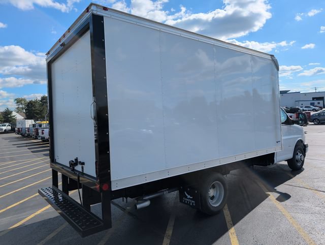 New 2026 Chevrolet Express 3500 w/ Power Convenience Package RWD image 6